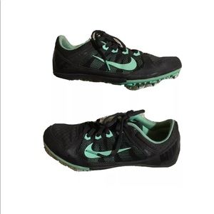 NIKE Women’s size 8.5 RIVAL MD RACING CLEATS